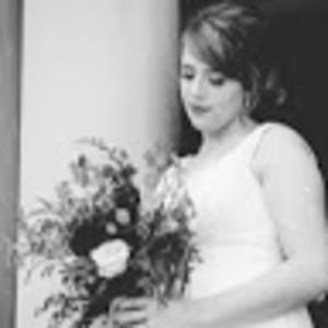 Meet your Posher, Lara